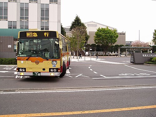 神奈川工科大学は“誰でも入れる”Fラン？就職まで数字で判定した