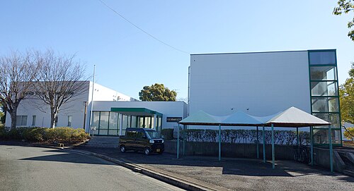 松蔭大学は消える？定員32.7%割れの倒産リスクを河合塾データで判定